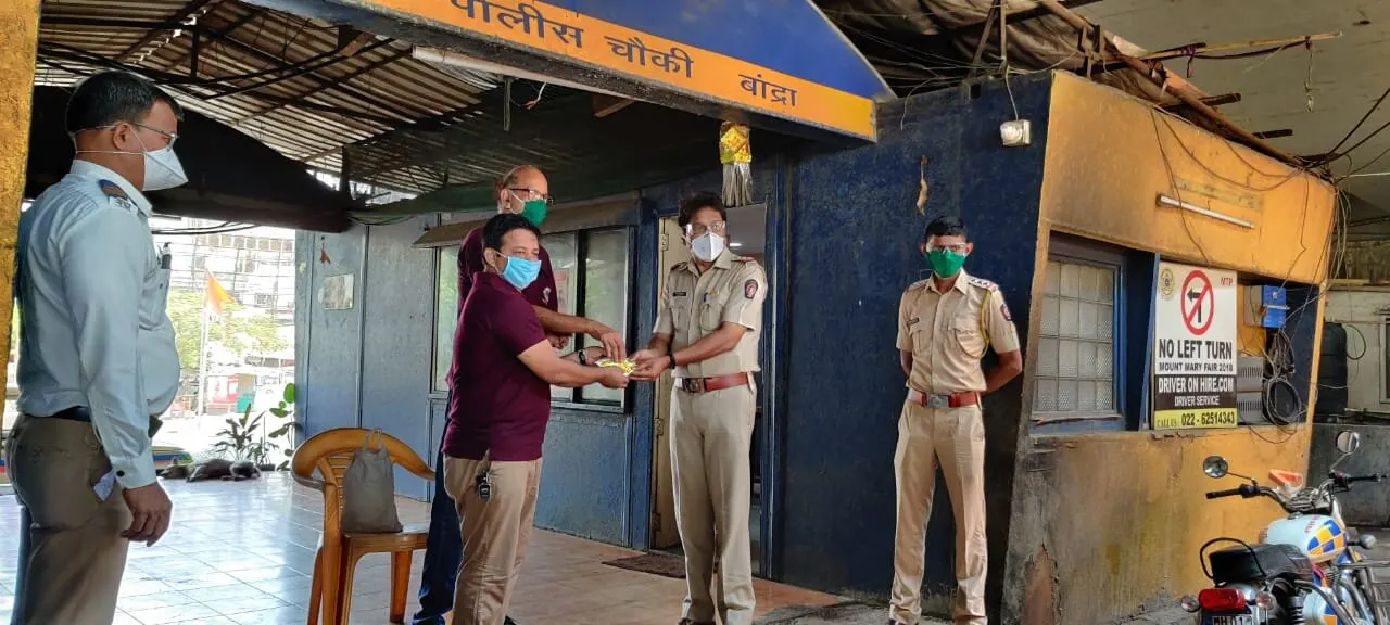 Immunity kits delivered at a police station