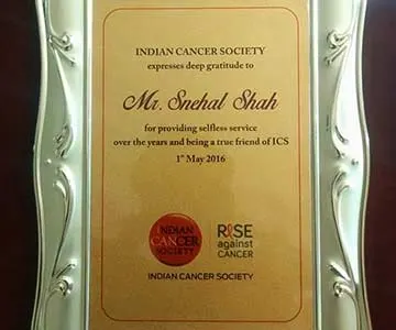 Indian Cancer Society plaque of gratitude to Mr. Snehal Shah, 1 May 2016